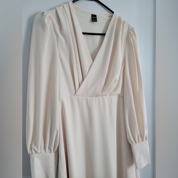 SHEIN Cream Long Sleeve Dress - Picture 2 of 3